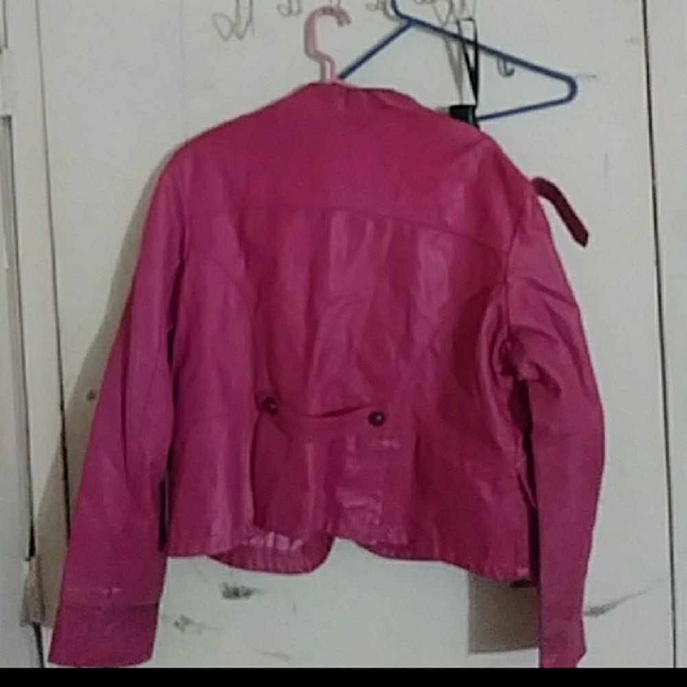 Leather jacket - Picture 2 of 4